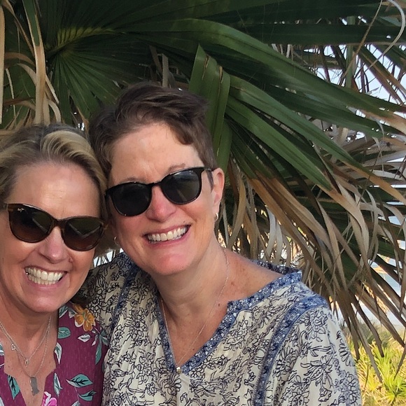 Meet your Posher, Beth - Picture 3 of 3